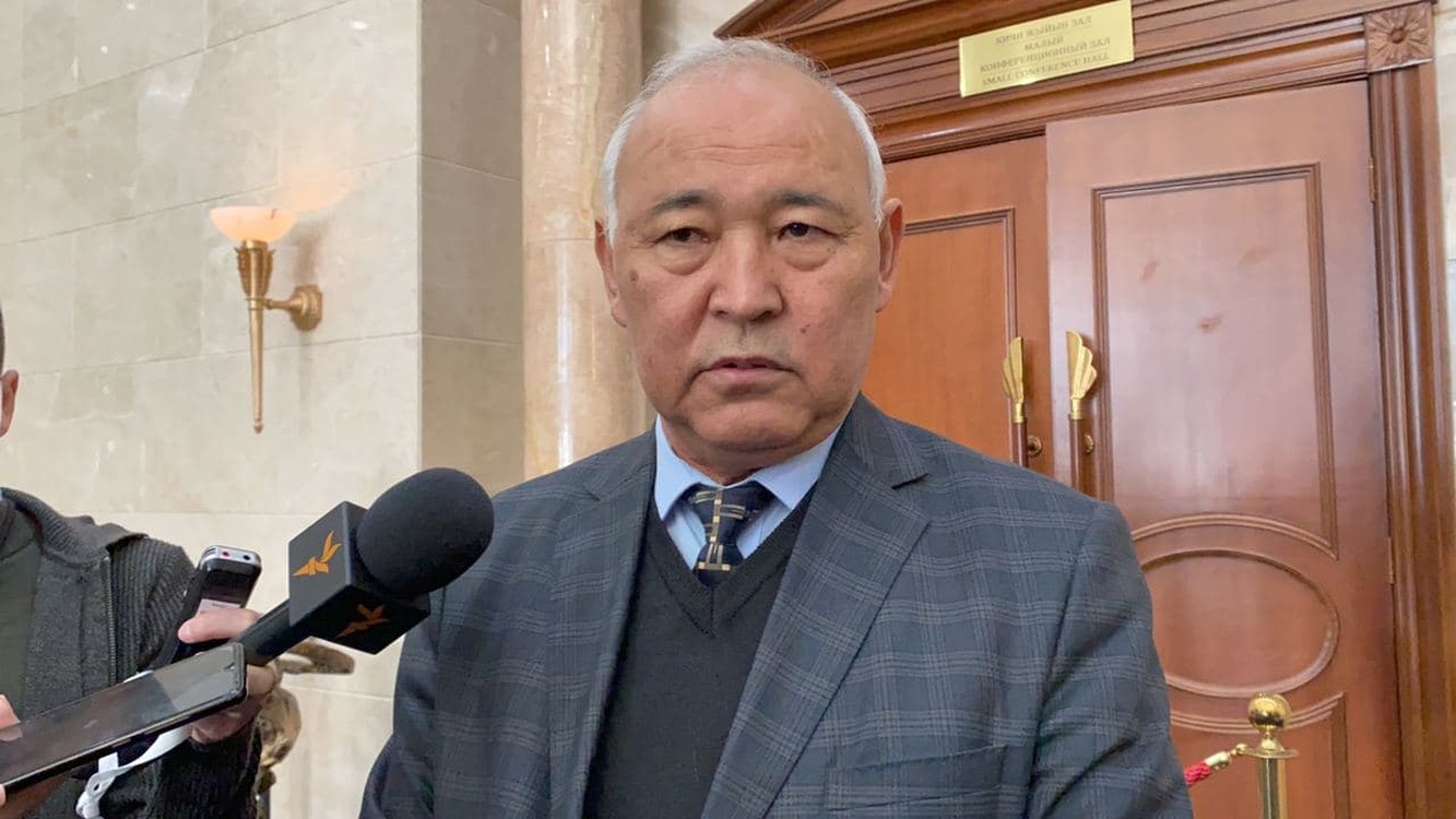 Депутат Жумалиев заявил, что добровольно отдал цементный завод в счет государства — Today.kg