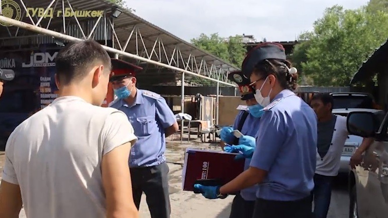 В Бишкеке милиция выявила 140 работающих детей — Today.kg