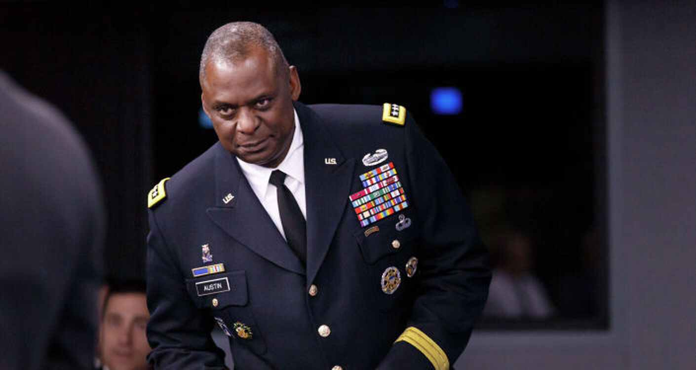 Впервые афроамериканец стал главой Пентагона — сенат утвердил Ллойда Остина — Today.kg