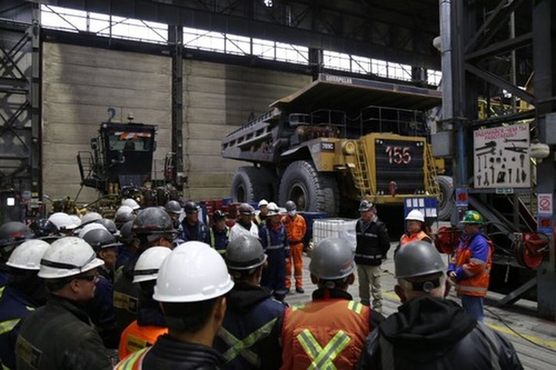 Centerra Gold Inc. умышленно пытается  оставить тысячи сотрудников на руднике Кумтор и их семьи без работы и зарплаты, - КГК — Today.kg