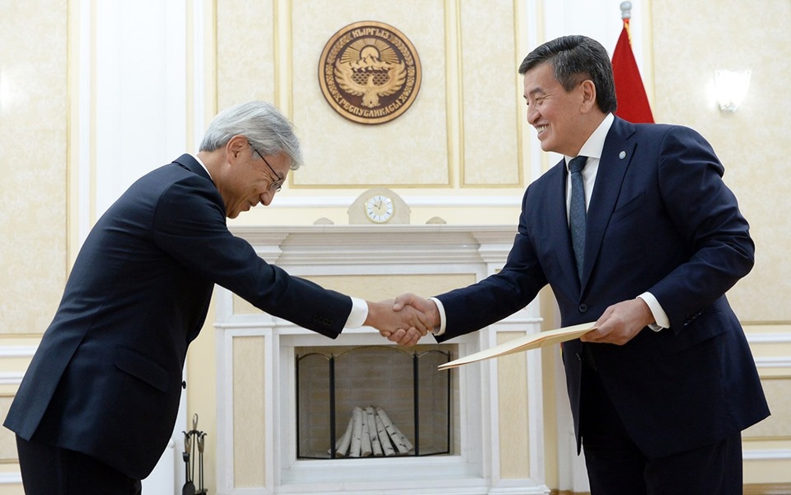 Резюме нового посла Японии в Кыргызстане Маэда Сигэки — Today.kg