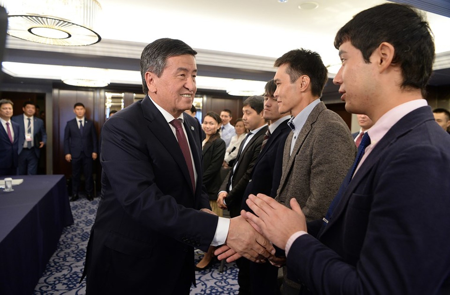 Президент С.Жээнбеков встретился с соотечественниками, проживающими в Японии — Today.kg