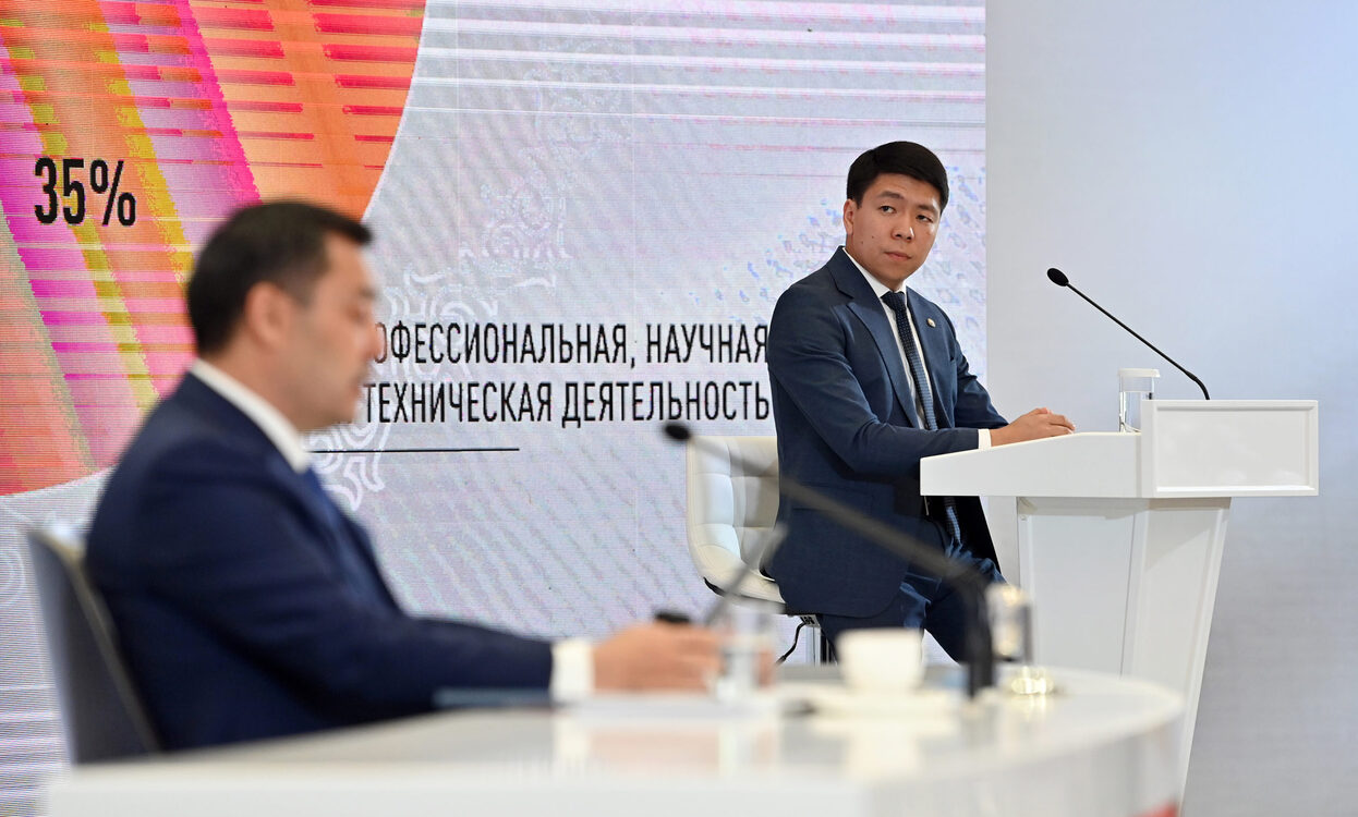 Садыр Жапаров не звал депутатов шестого созыва на чай — пресс-секретарь президента — Today.kg