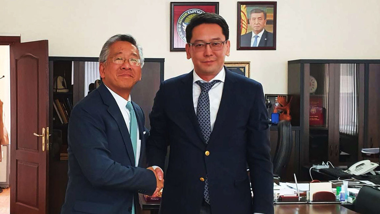 Глава ГРС обсудил с послом США ситуацию с визовыми ограничениями для граждан Кыргызстана — Today.kg