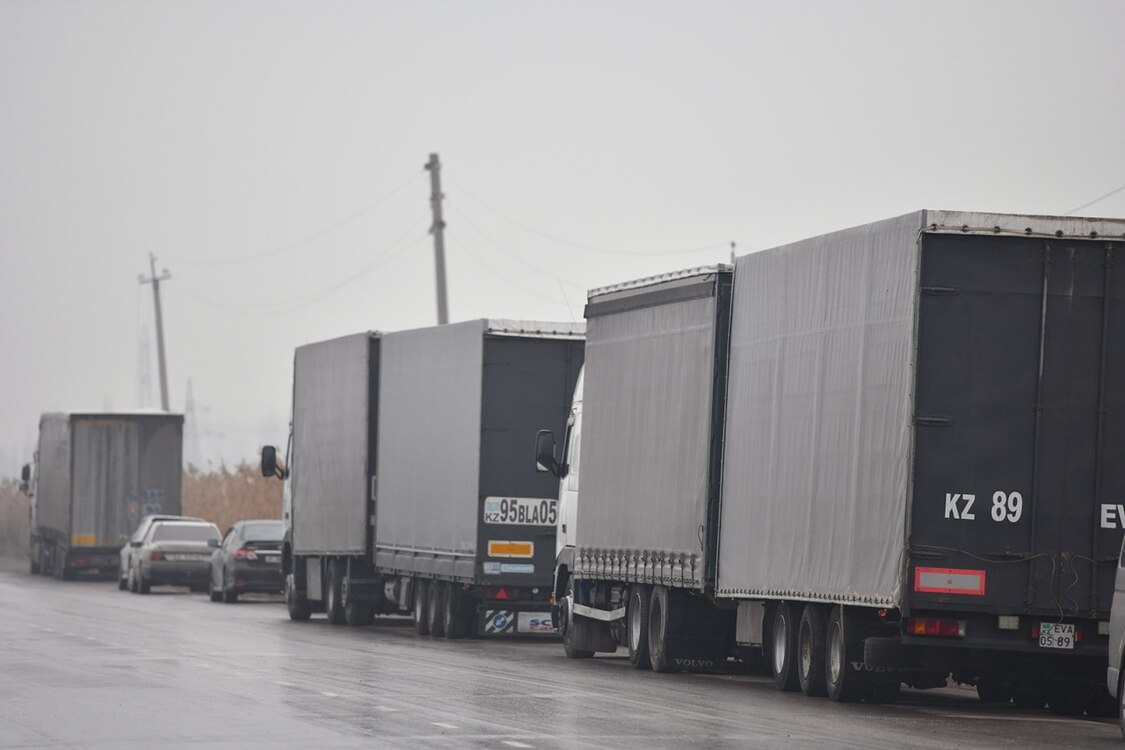 С 2023 года дороги Кыргызстана станут платными для грузовиков и автобусов — Today.kg