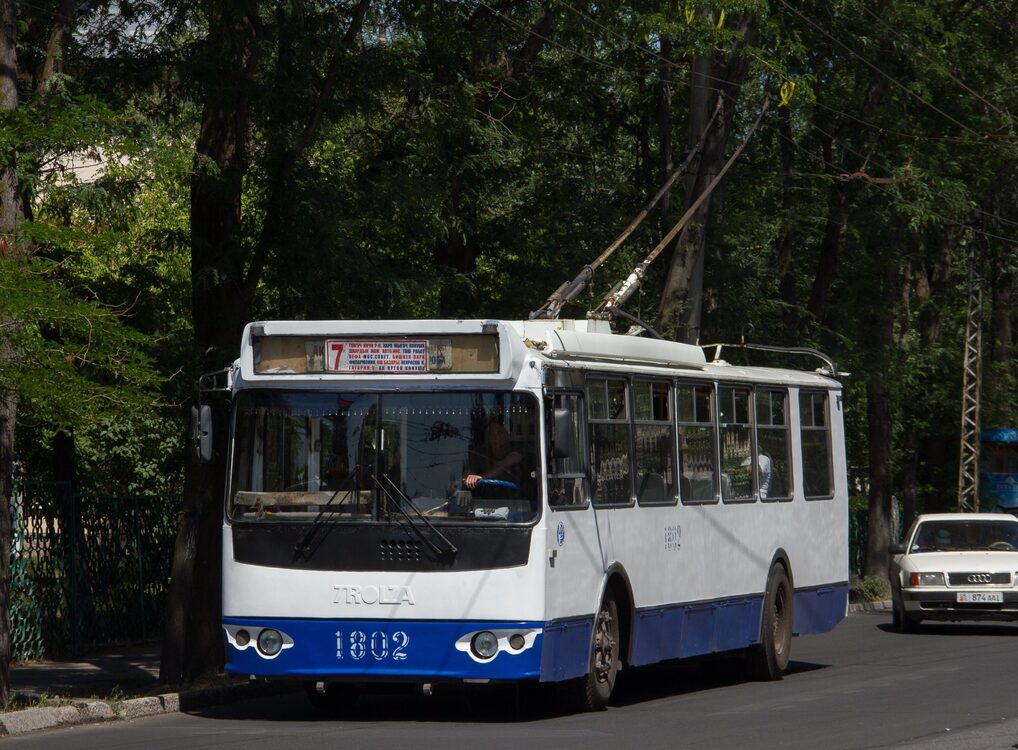В Бишкеке продлили работу троллейбусов до 23:00 из-за забастовки водителей маршруток — Today.kg