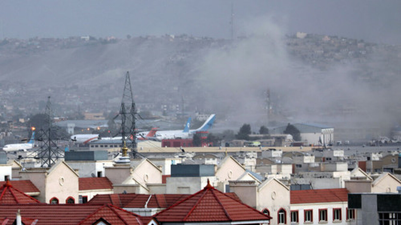 В аэропорту Кабула прогремел взрыв. Погибли не менее 13 человек (фото, видео +18) — Today.kg