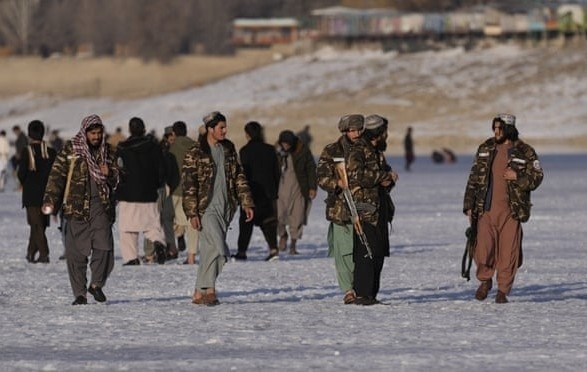 Талибан задержал в Кабуле 29 женщин и их семьи — Today.kg