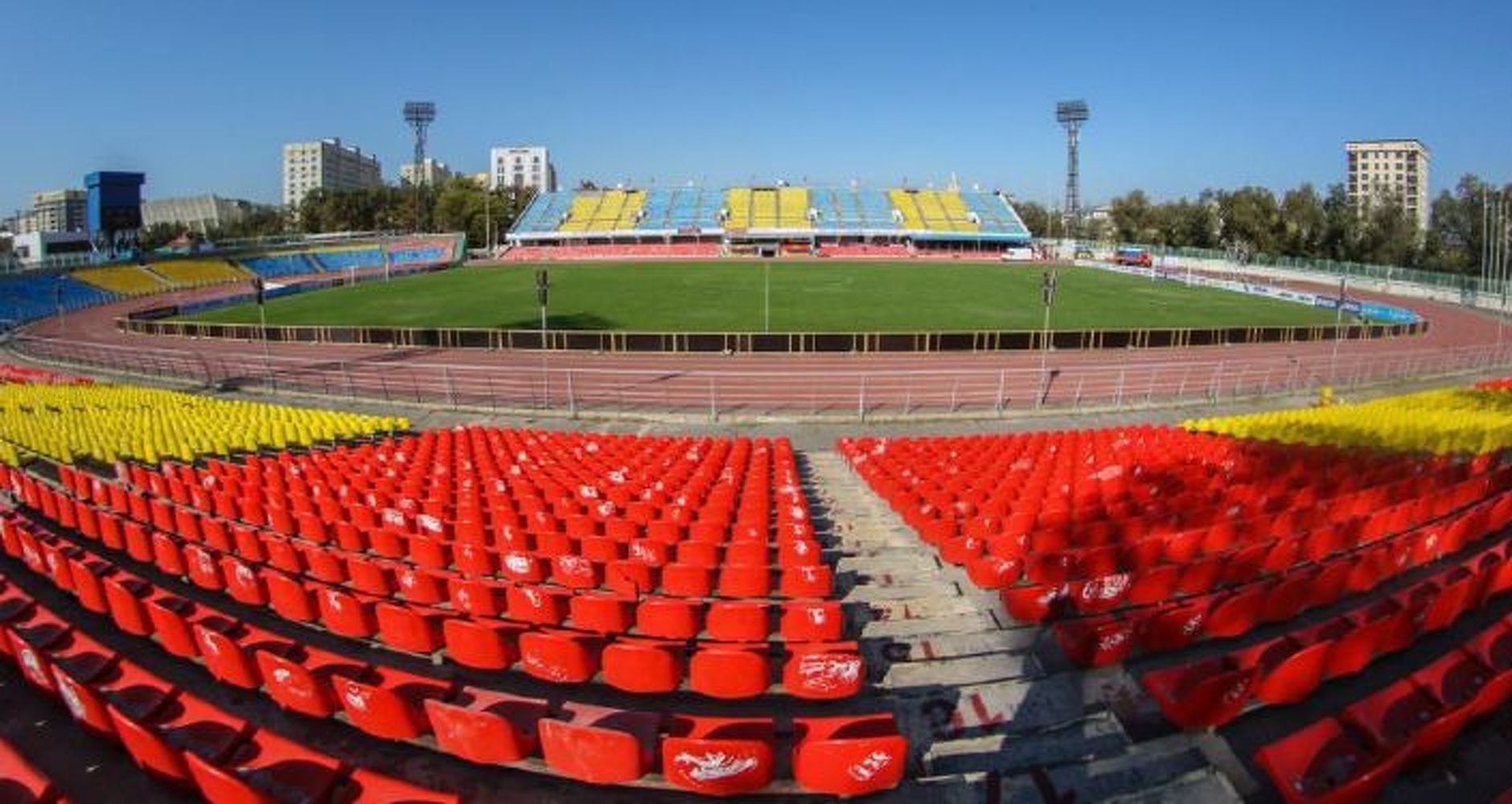 В Бишкеке для занятий спортом открыт стадион имени Омурзакова — Today.kg