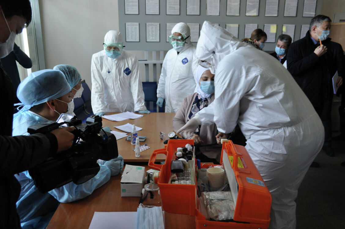 Врачей и медсестер готовят к возможной третьей волне COVID-19 в Кыргызстане — Today.kg