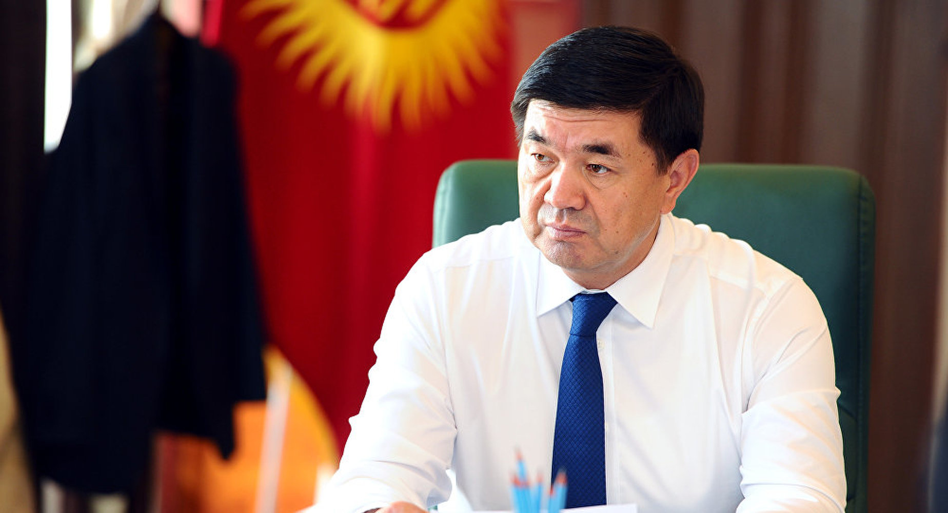 В Кыргызстане теперь можно не получать наклейки на авто, удостоверяющую уплату налога — Today.kg