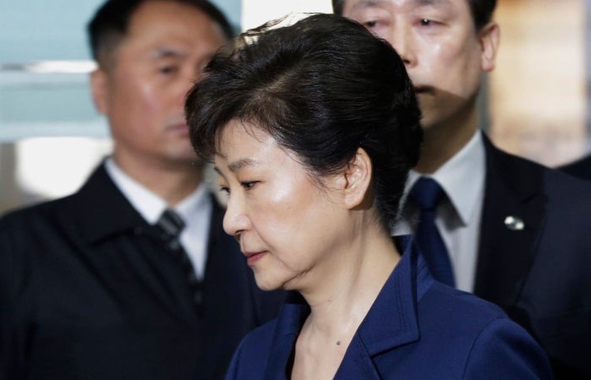 В Южной Корее помилуют осужденную за коррупцию экс-президента страны — Today.kg