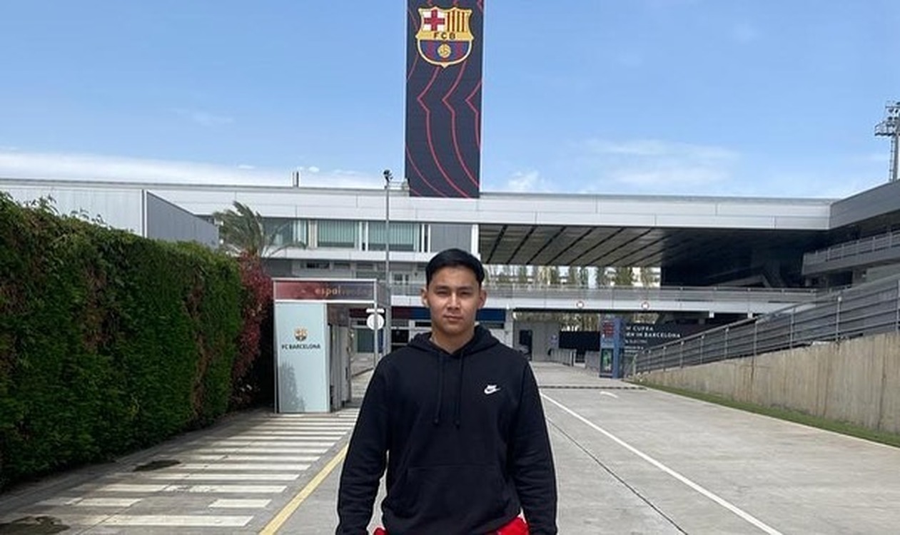 Сын главы ГКНБ Ташиева вошел в молодежный состав клуба «F.C.Barcelona» — Today.kg