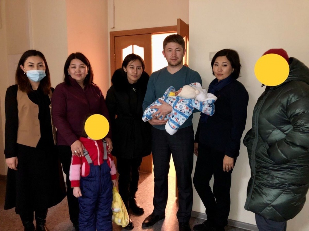 Из РФ в КР вернули троих детей, оставшихся без попечения родителей — Today.kg