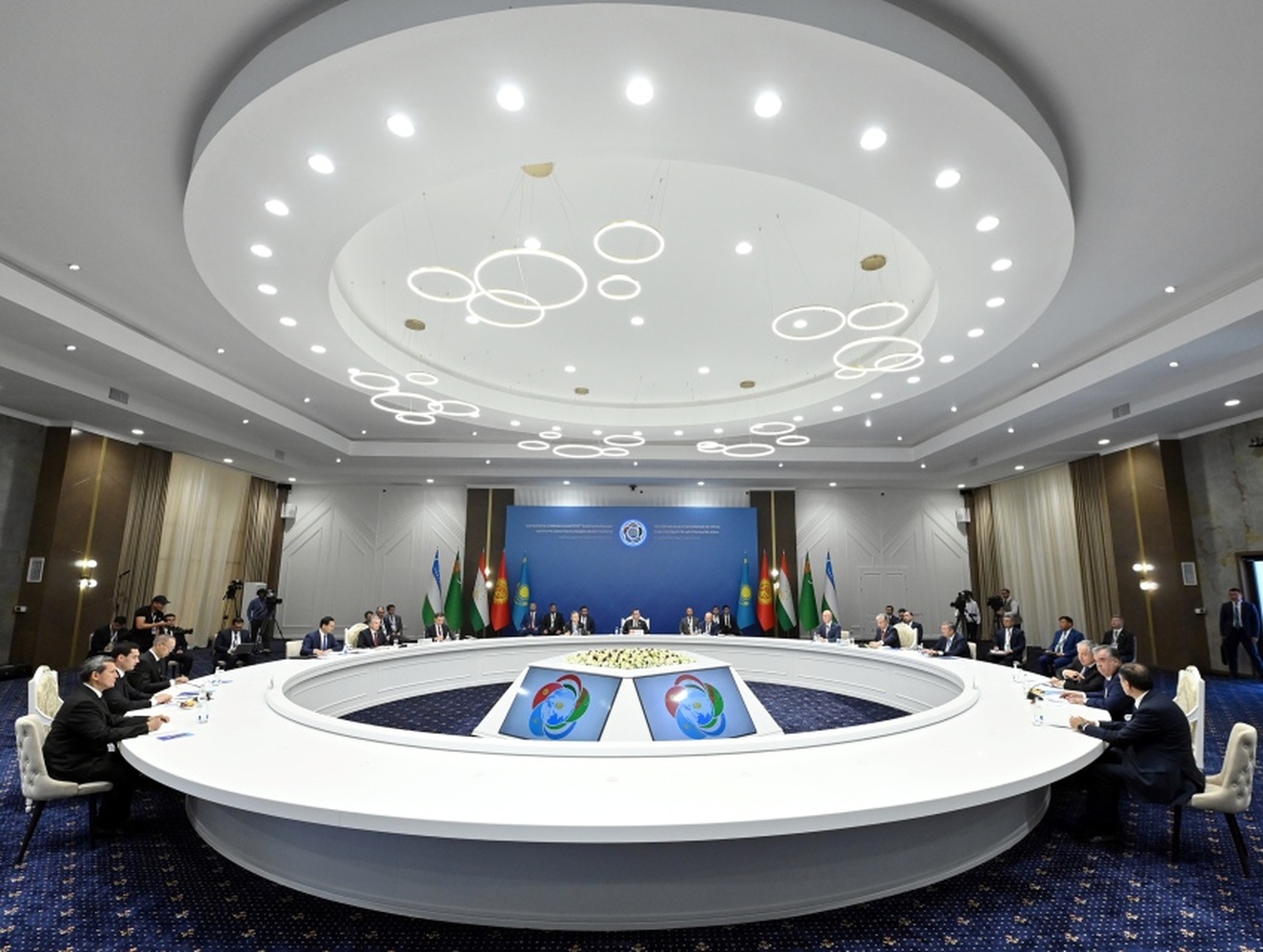 Что пишут зарубежные СМИ о саммите лидеров стран Центральной Азии — Today.kg