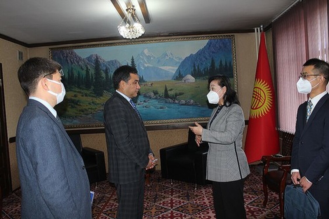 Китай выделяет  Кыргызстану 1 млрд юаней  или $156 млн на экономические и инфраструктурные проекты — Today.kg