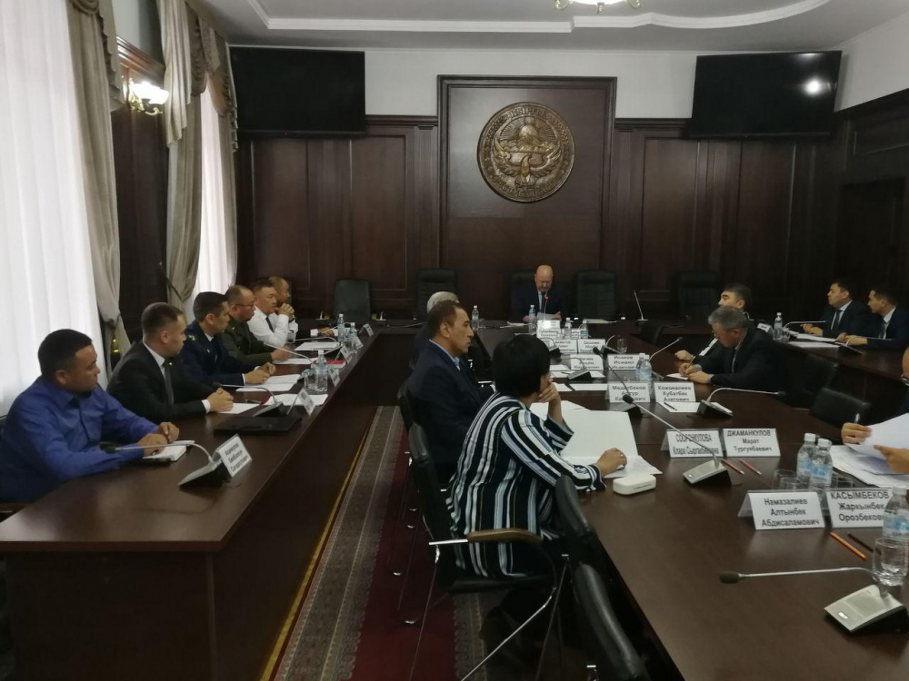 Члены комиссии по Кой-Ташу: Почему Атамбаев не жил в госрезиденции? — Today.kg