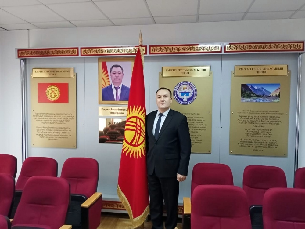 Ялкун Даутов: При Садыре Жапарове Кыргызстан живет и работает полнокровно — Today.kg