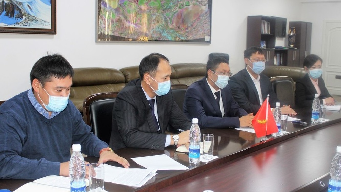 Глава МЧС и посол Японии обсудили вопросы кыргызско-японского сотрудничества — Today.kg