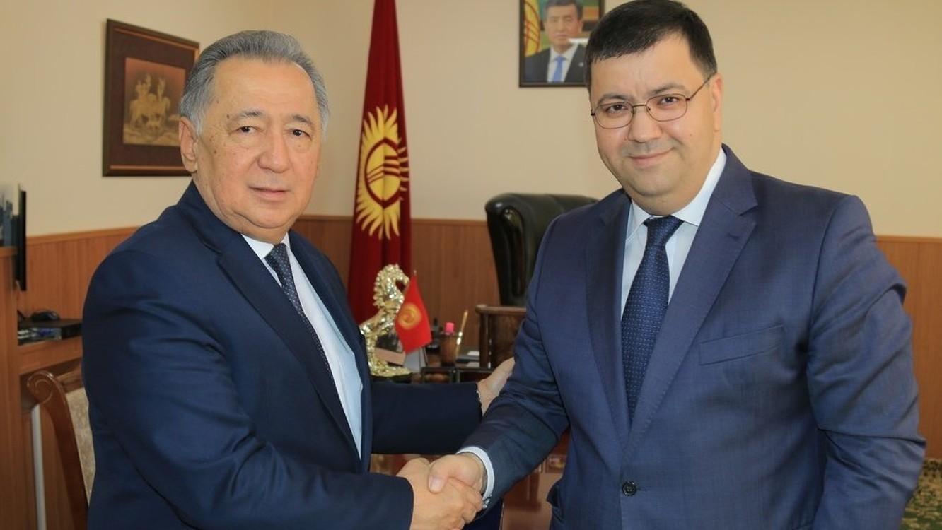 Глава ГАМСУМО и посол Узбекистана обсудили развитие приграничного сотрудничества — Today.kg