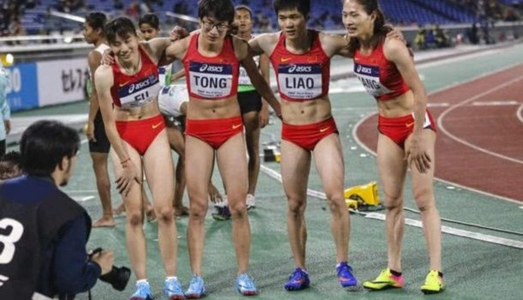 Китайских легкоатлеток заподозрили в том, что они — мужчины — Today.kg
