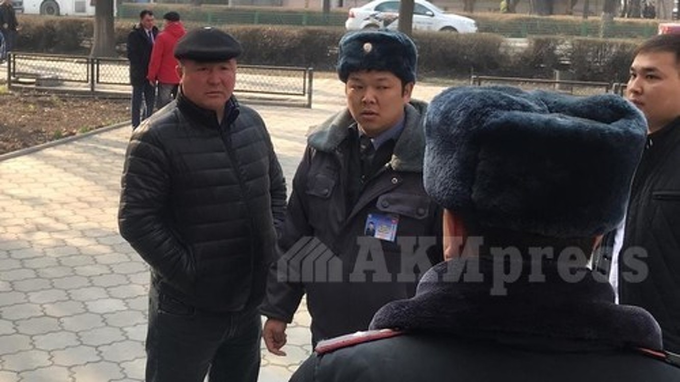 В Федерации профсоюзов Кыргызстана произошла потасовка — Today.kg