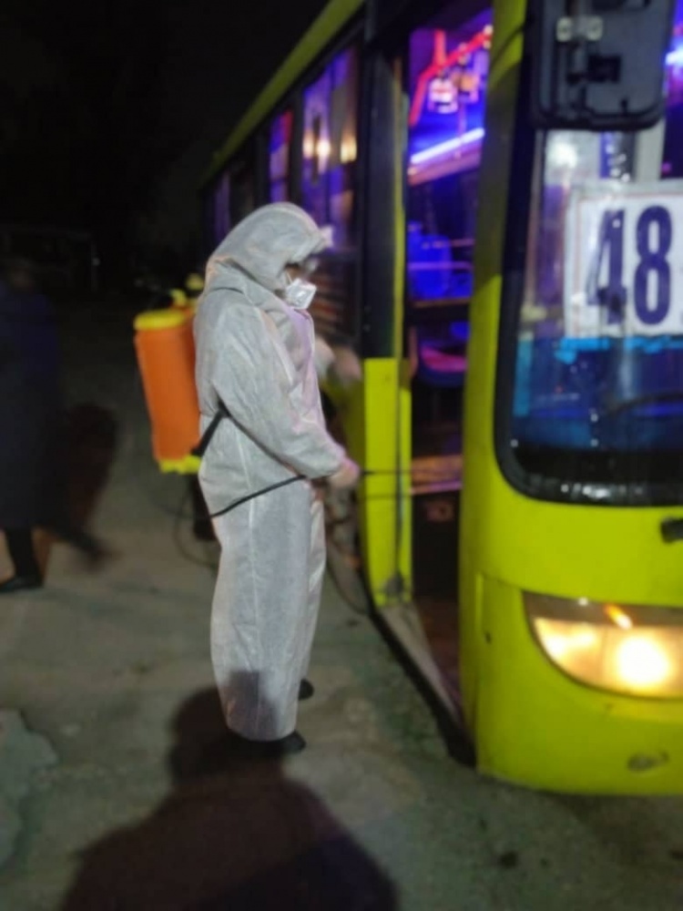 В Бишкеке проводят дезинфекцию автобусов — Today.kg