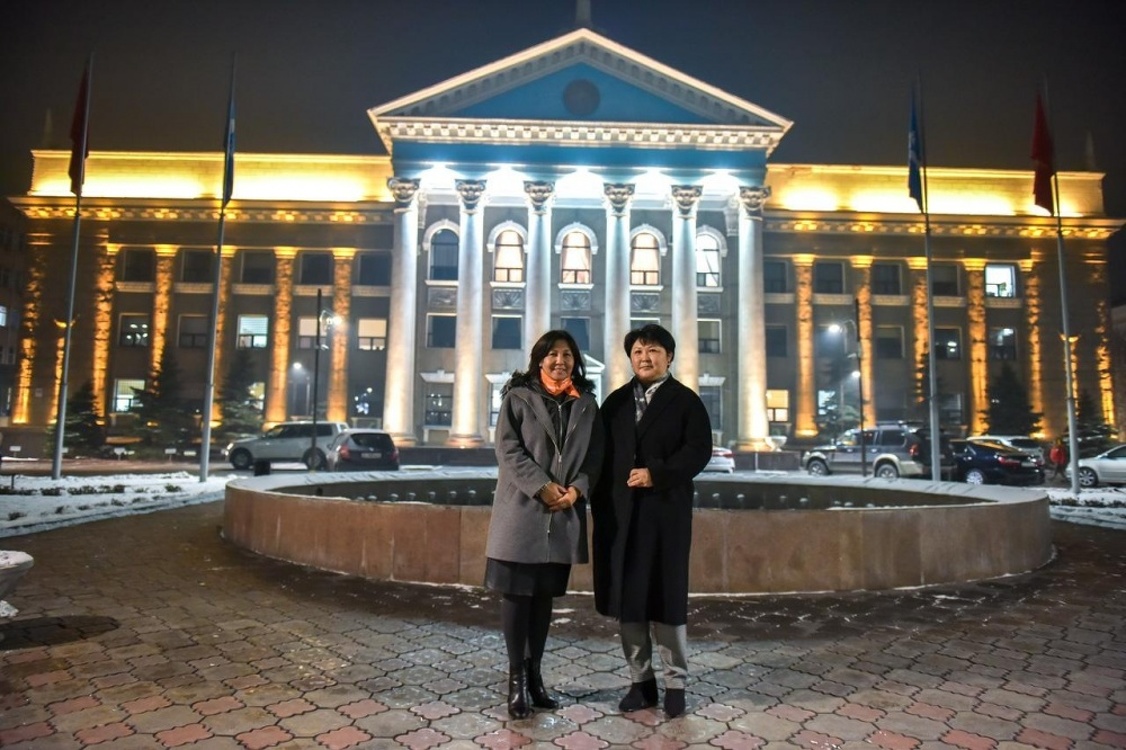Против насилия. В мэрии Бишкека 16 дней будет гореть оранжевый свет — Today.kg