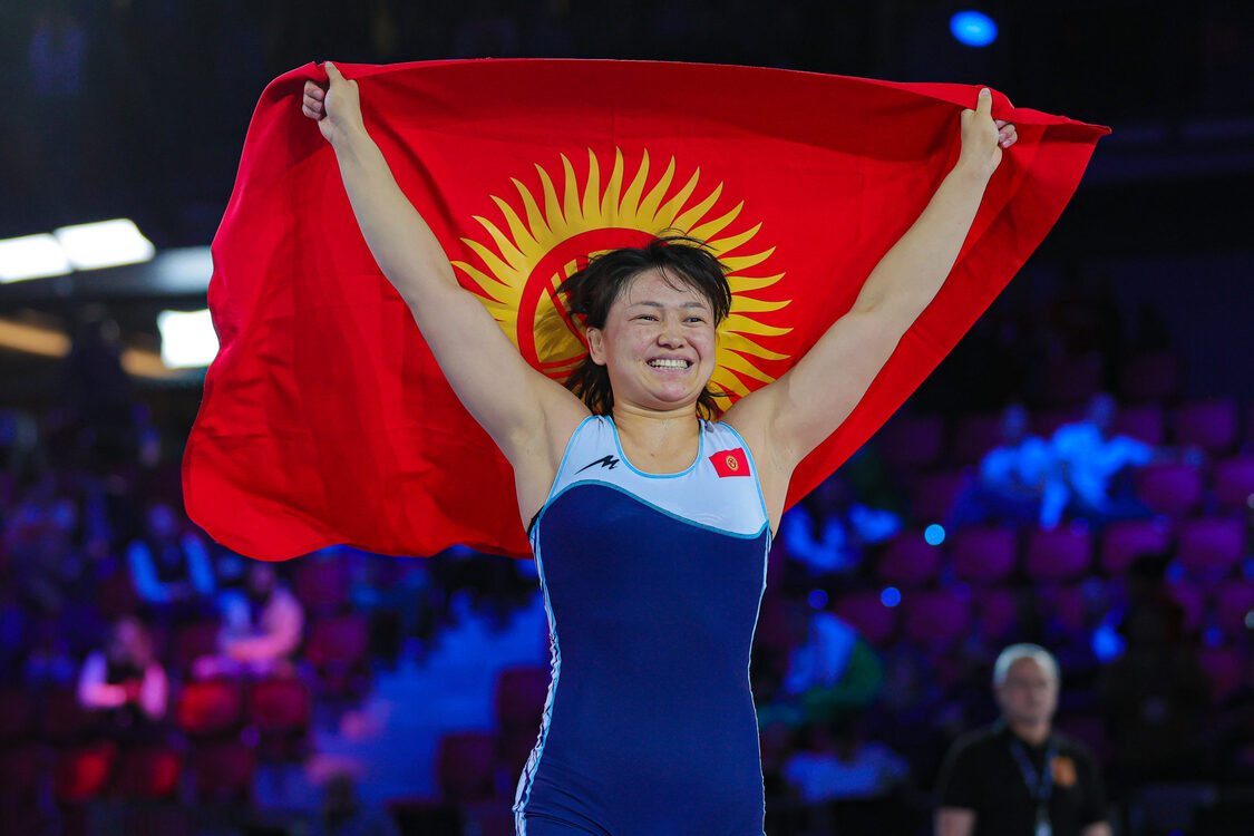 Четыре кыргызстанца вошли в рейтинг лучших борцов мира до 25 лет — Today.kg