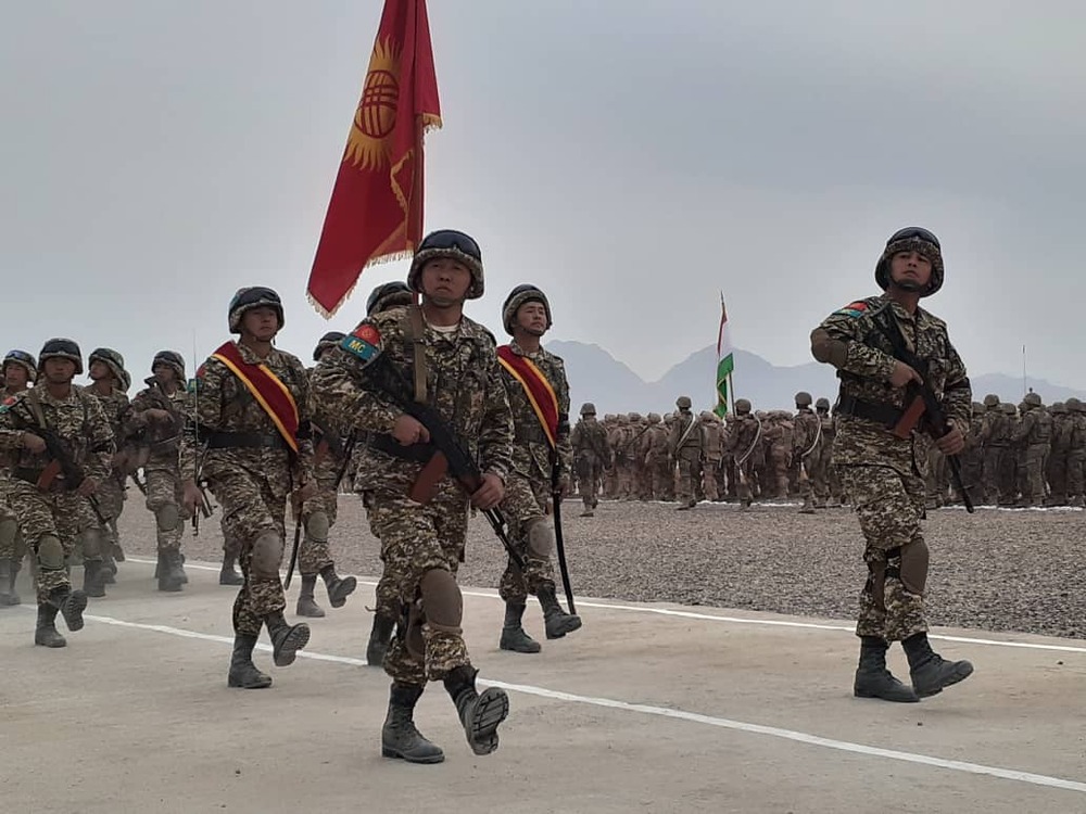 Депутаты Жогорку Кенеша дали согласие на отправку кыргызских военнослужащих в Казахстан — Today.kg