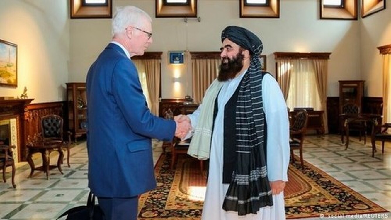 Британские официальные лица провели переговоры с «Талибаном» — Today.kg