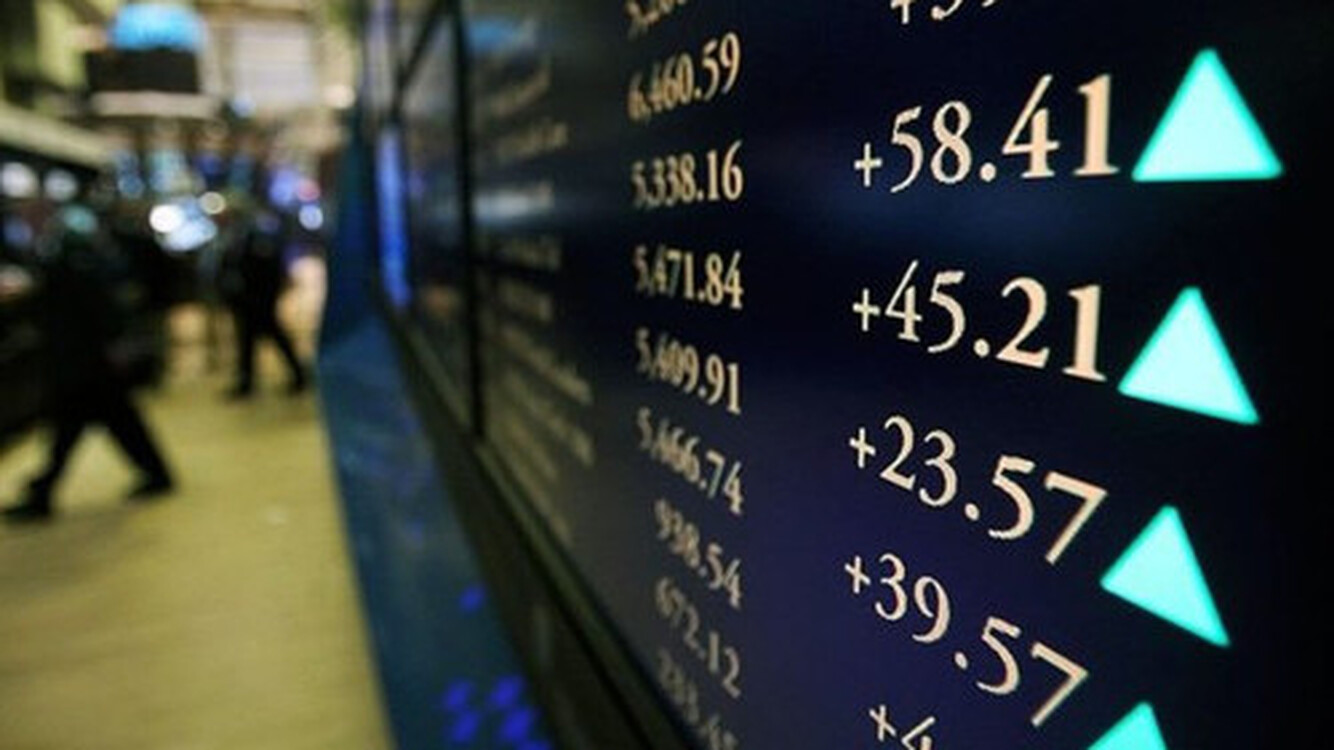 Рубль упал — акции на бирже просели: Экономисты рассказали Forbes, чем грозит экономике признание Россией ДНР и ЛНР — Today.kg