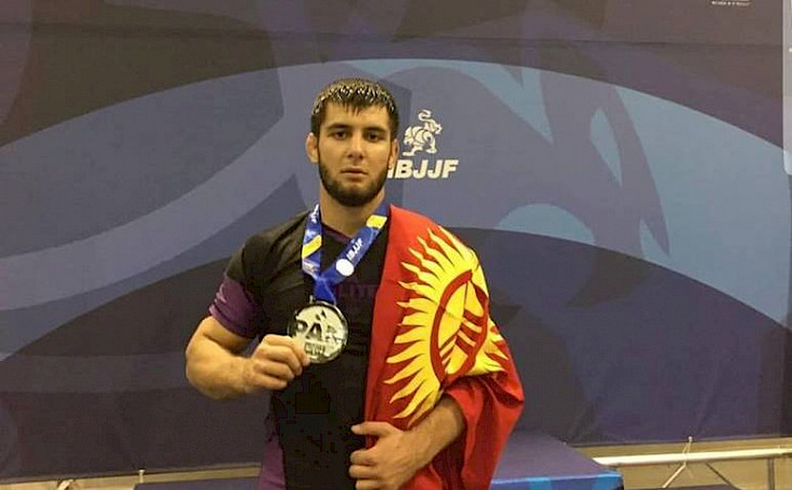 Кыргызстанец стал чемпионом мира по грэпплингу — Today.kg