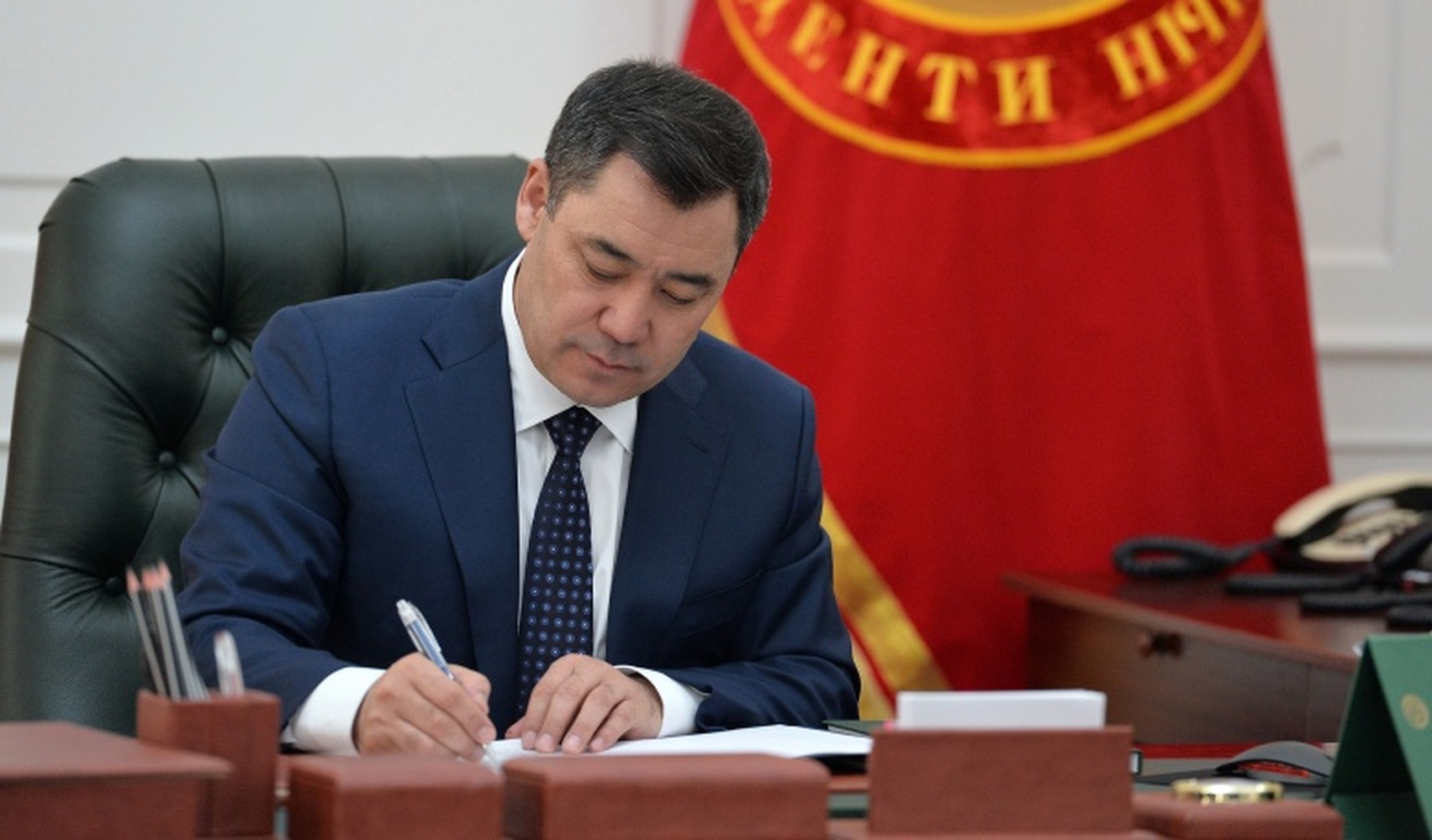 Президент Садыр Жапаров произвел кадровые перестановки в Кабинете министров — Today.kg