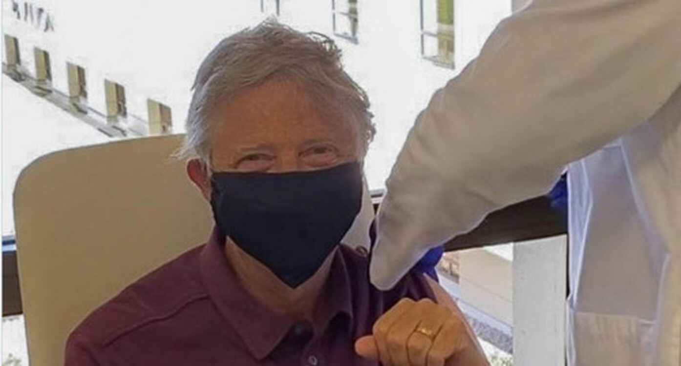 Билл Гейтс вакцинировался от коронавируса — Today.kg