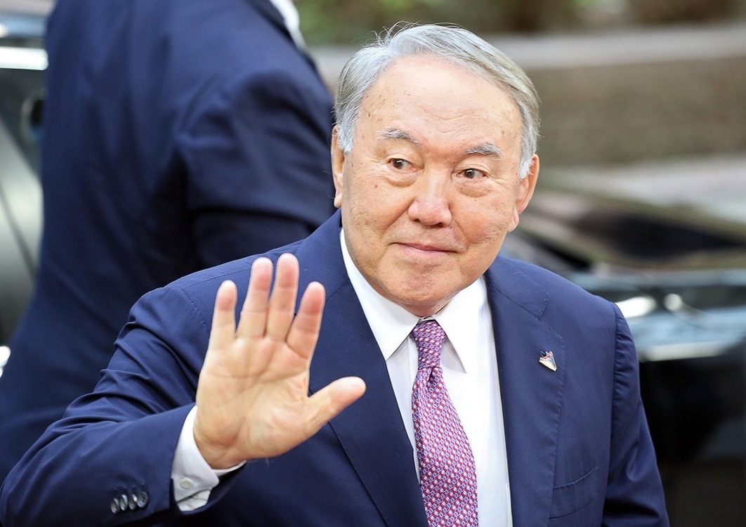 Нурсултан Назарбаев ушел с поста президента — Today.kg