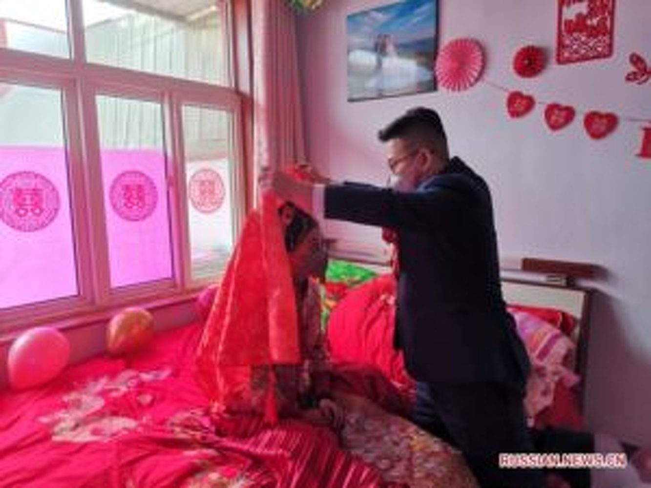 Из-за коронавируса в Китае стала набирать популярность свадьба без гостей. Как это происходит? — Today.kg