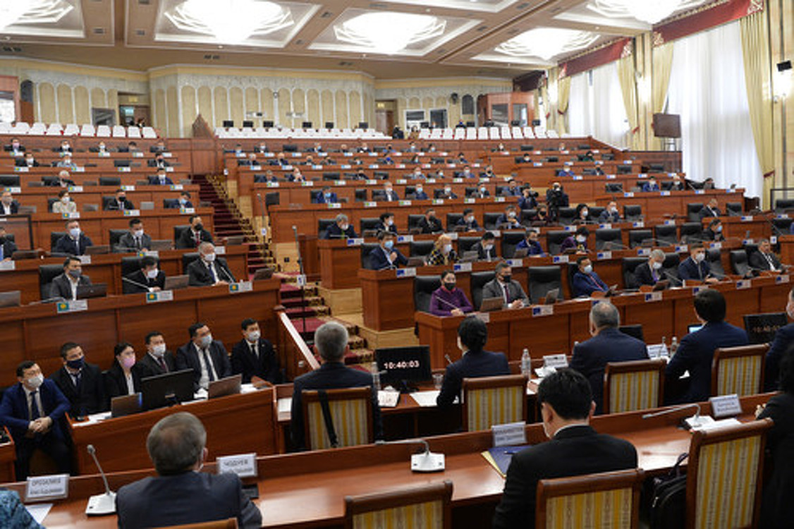 Жогорку Кенеш принял акт о новой экономической политике (пункты) — Today.kg