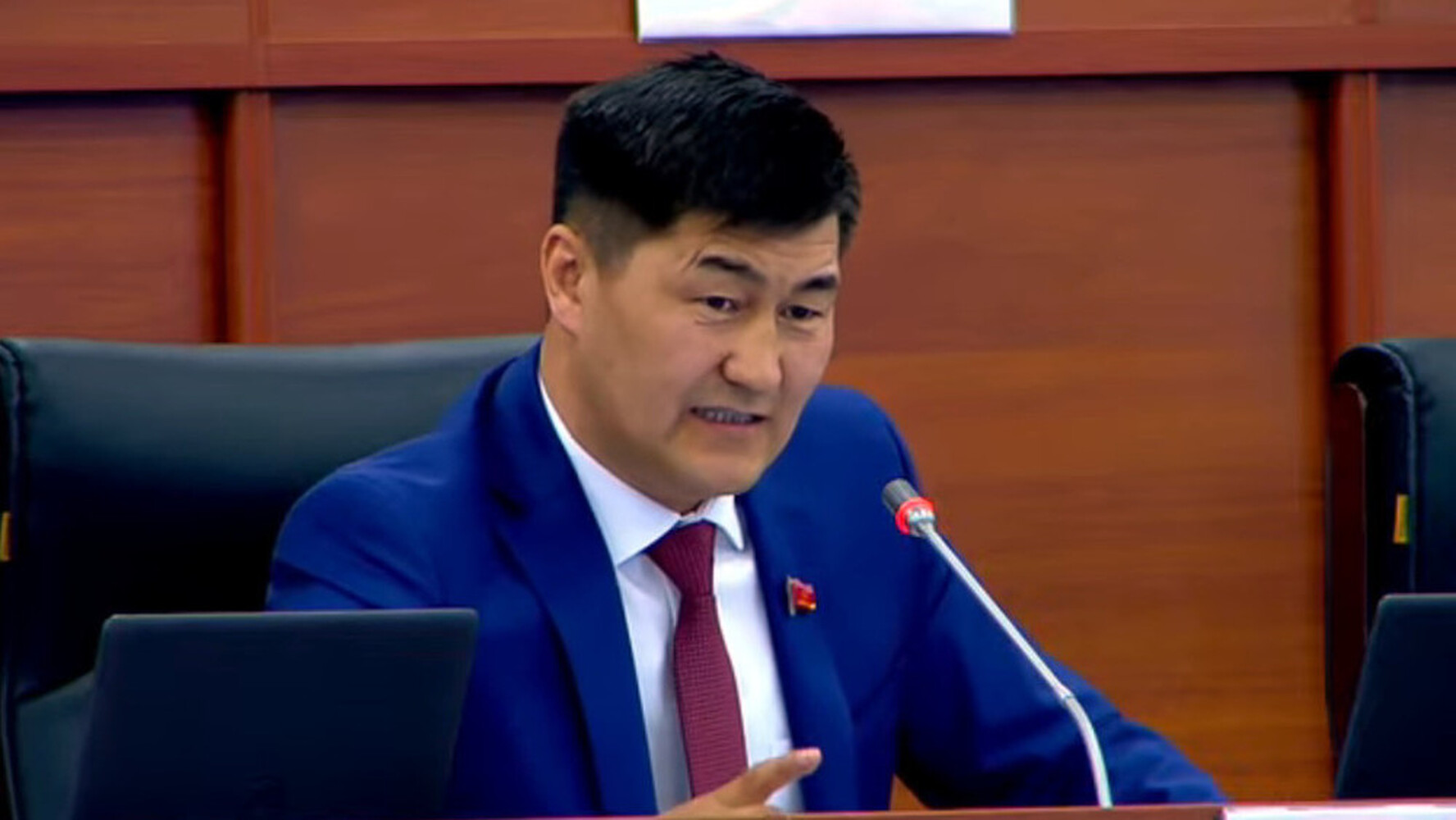 Депутат Атазов требует заблокировать TikTok в Кыргызстане — Today.kg