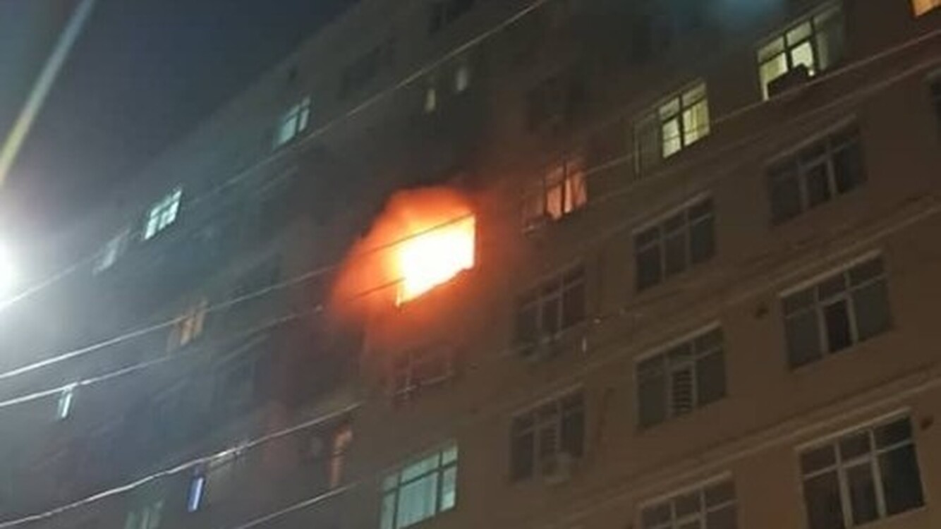 В квартире многоэтажного дома в 4 микрорайоне Бишкека ночью произошел пожар — Today.kg