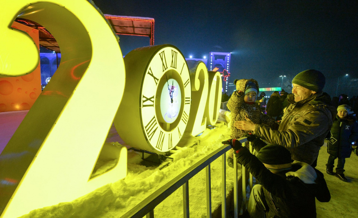 Фото новогодней площади Ала-Тоо в Бишкеке попало в The Guardian — Today.kg