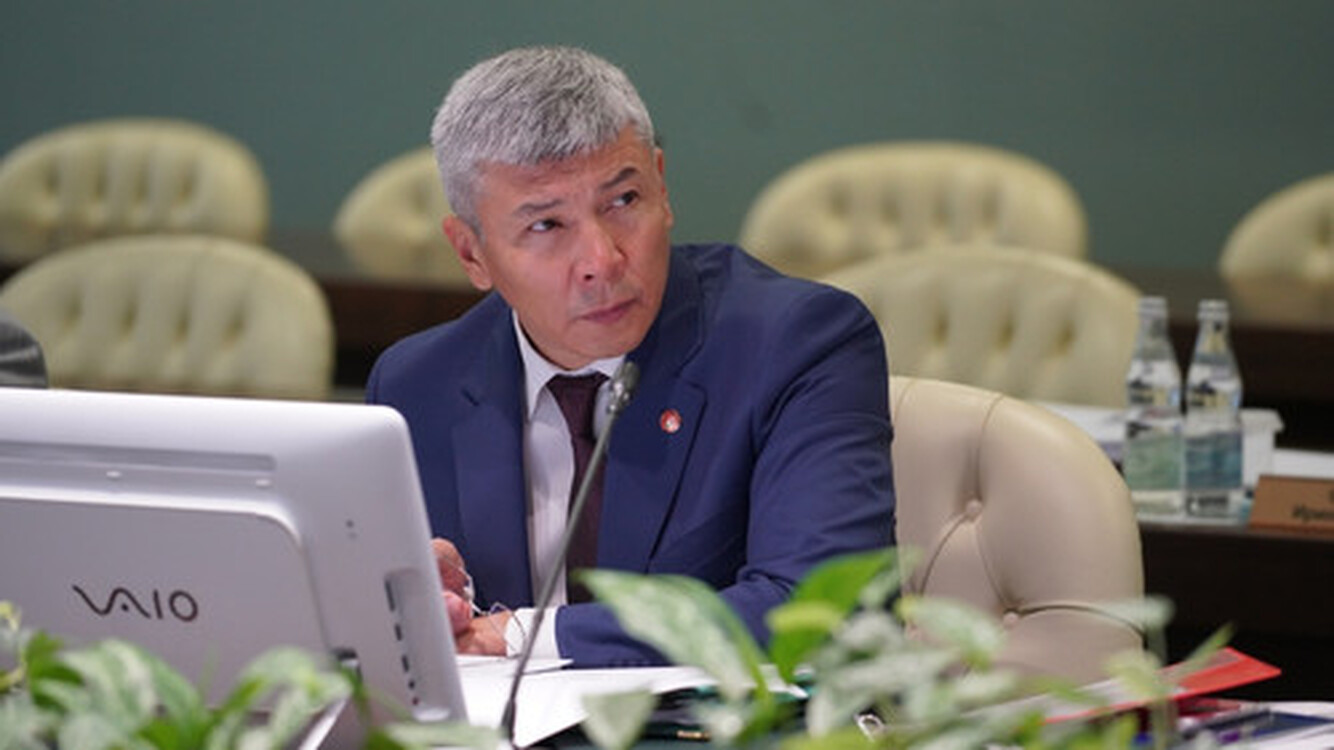 Министр ЕЭК заявил, что проблема скопления грузоперевозчиков на границе Кыргызстана и Казахстана не регулируется Договором о ЕАЭС — Today.kg