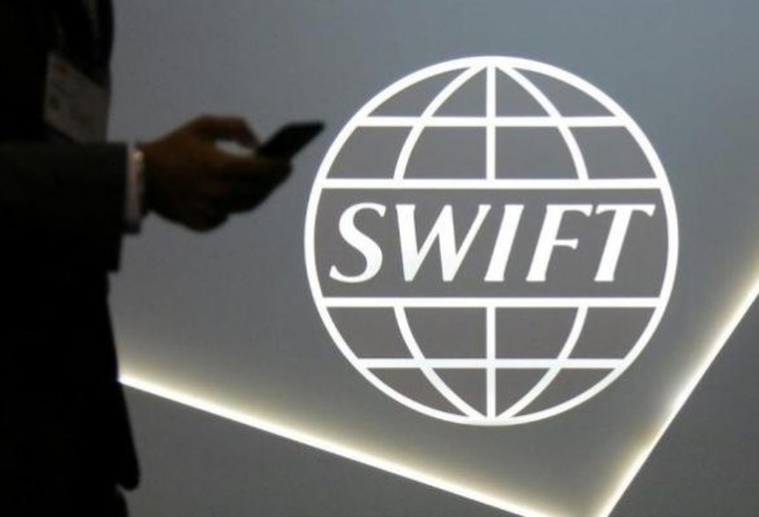США и ЕС отказались от отключения России от SWIFT в случае эскалации — Today.kg
