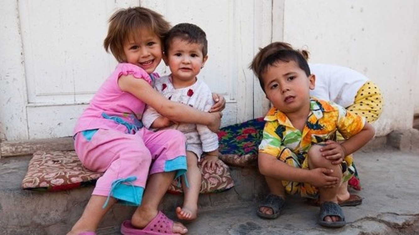 В Узбекистане дети могут подавать иск о взыскании алиментов с обоих родителей — Today.kg