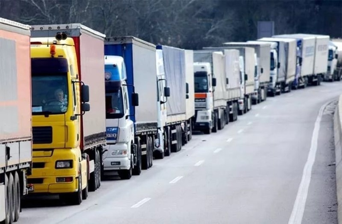 Погранслужба: В очереди на границе КР и РК зафиксировано 80 грузовых авто — Today.kg