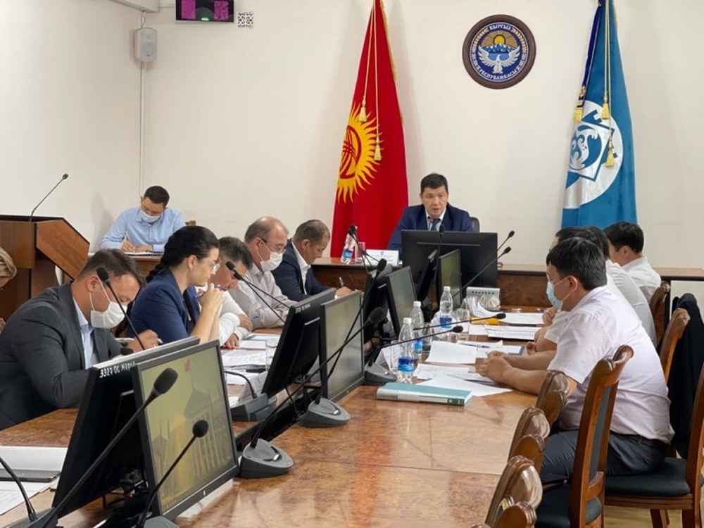 Мэрия Бишкека намерена стимулировать горожан, получивших вакцину — Today.kg