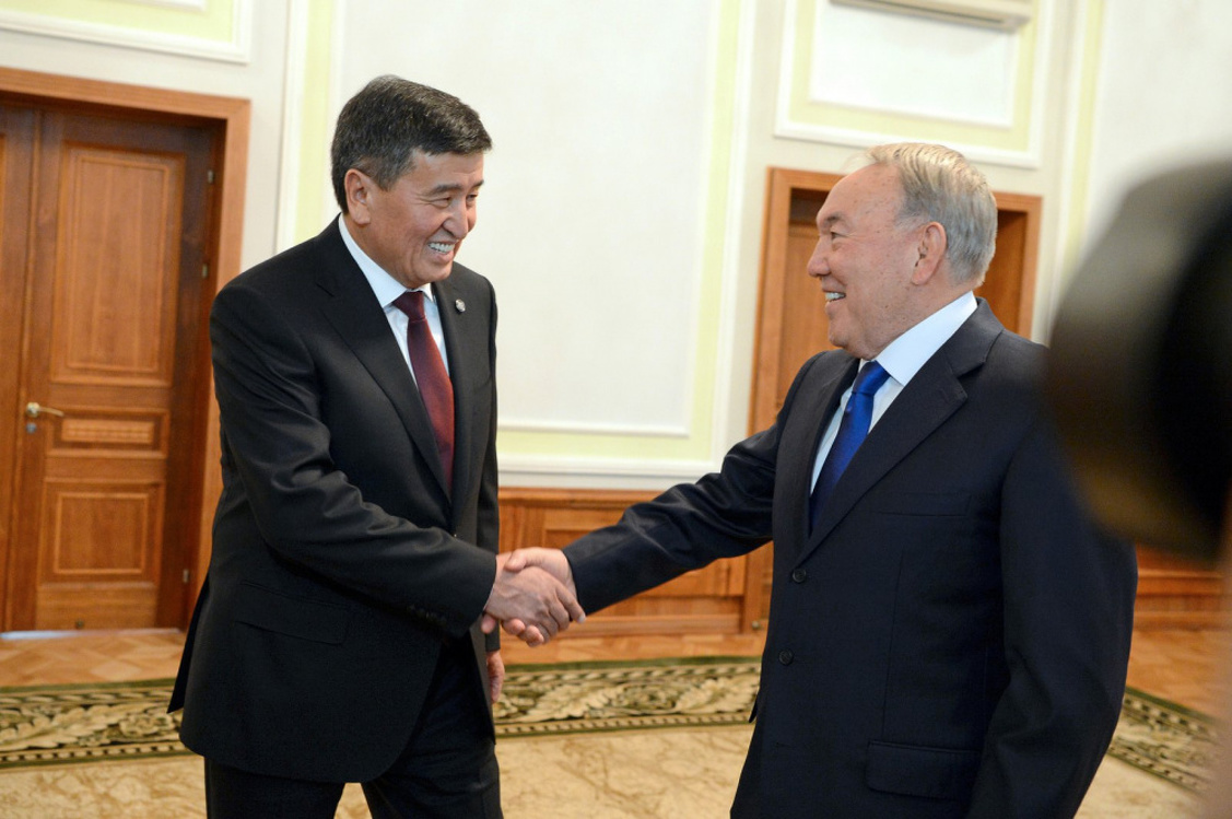 Назарбаев провел телефонный разговор с Жээнбековым — Today.kg
