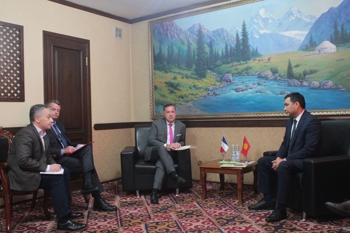 Посольство  Кыргызской Республики  может открыться во Франции — Today.kg