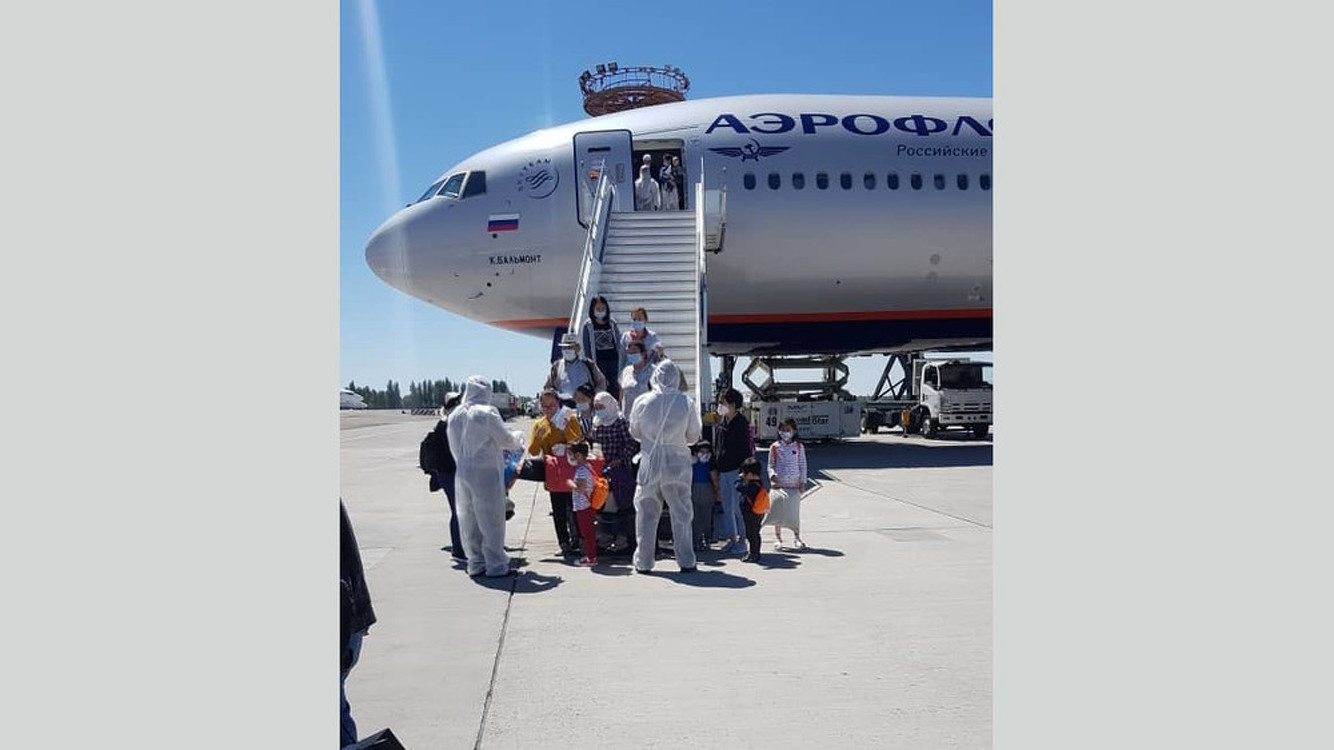 В Бишкек из России прибыл 431 кыргызстанец — Today.kg