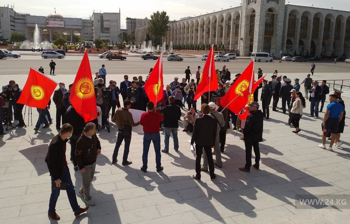 Акция «Против всех» на площади Ала-Тоо незаконна, заявляют сотрудники милиции — Today.kg